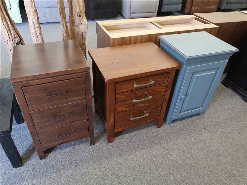 DON WILLIS FURNITURE - ONLINE ONLY | James G. Murphy Co.