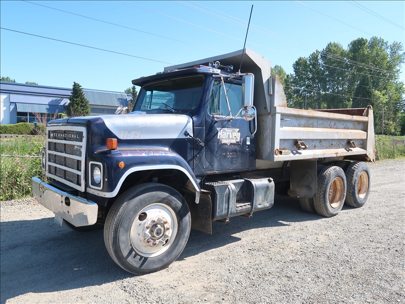 1981 INTERNATIONAL F-2574 T/A DUMP TRUCK | KENMORE HEAVY